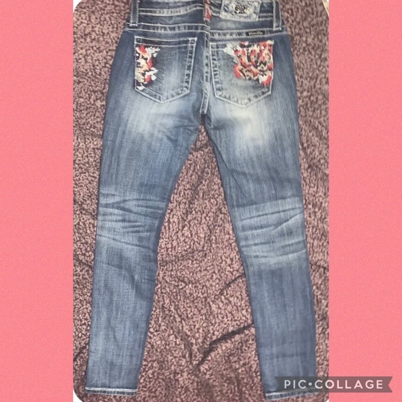 Miss Me Jeans Size 25 Signature-rise Skinny
NWT 110 Retail Awesome super rare - Picture 11 of 11